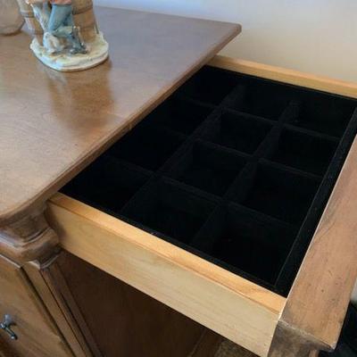 Pennsylvania House New Lou Drawer Dresser - Retail - $2400, our price - $1400