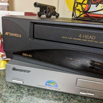 VCR & DVD players