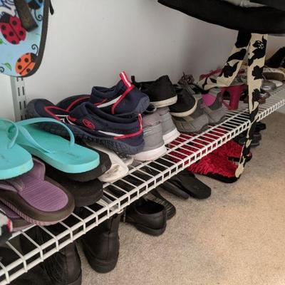 Dozens of gently used women's shoes 