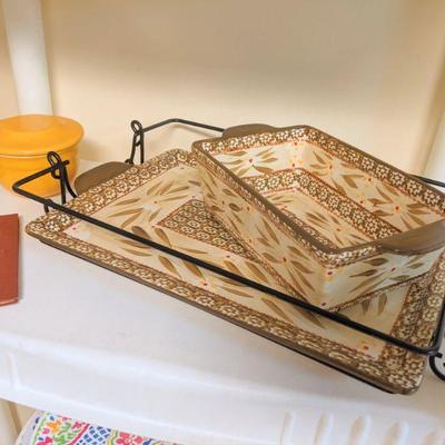 Temp-tations tray and bread pan 