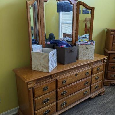 Long dresser with trifold mirror 
