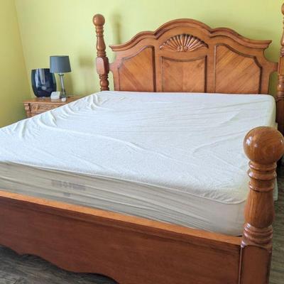 Gigantic king size bed with nearly new mattress 