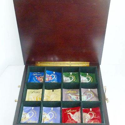 Bombay tea box with tea