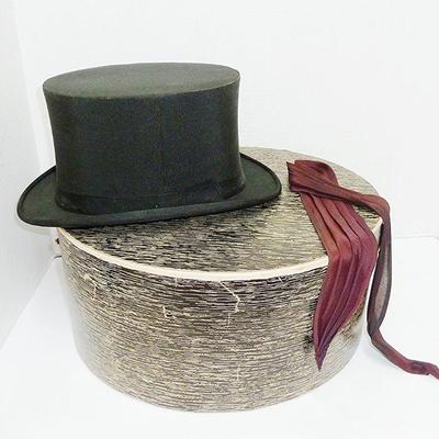Antique top hat w/orig box
