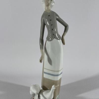 LLadro Girl with Geese Figurine
