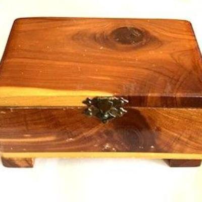 Cedar Keepsake Box 3-1/8