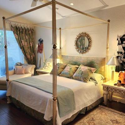Four Poster | Canopy Bed