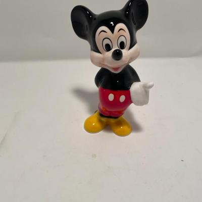 Vtg Disney Mickey Mouse figurine -$10