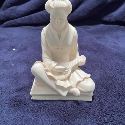 Alabaster rest statue Asian geisha woman -45