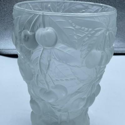 251 Frosted Art Vase with cherries WEILBUROLAC 5 inch diameter 7 inch tile