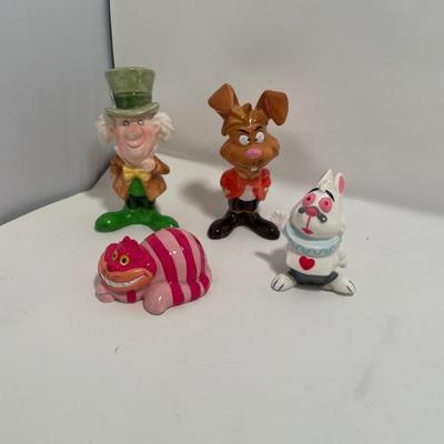 Alice in wonderland - Mad Hatter, White Rabbit, Chester Cat, March Hare Rabbit figurine