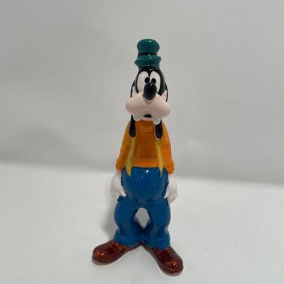 Disney Goofy figurine
