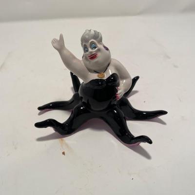 Vtg Disney Ursula figurine -$30
