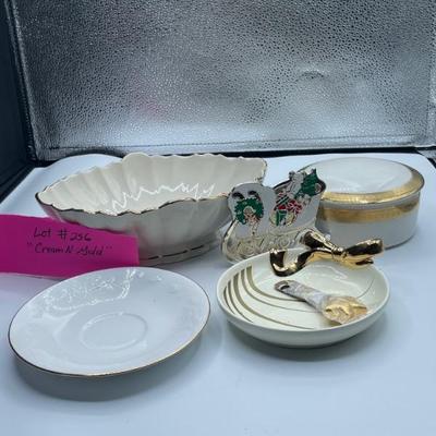 Lot 256 cream and gold seven piece set