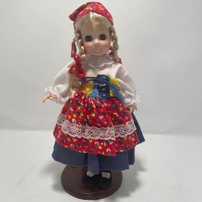 Suzanne Gibson international doll