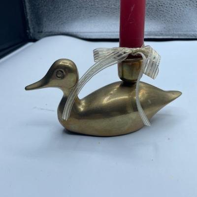 273 vintage brass duck candlestick holder Zoomed in