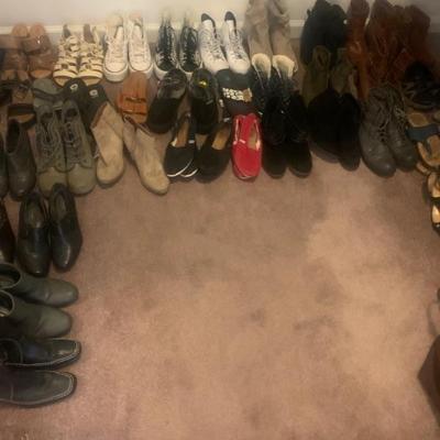 lots and lots of shoes size 7 1/2 to 9