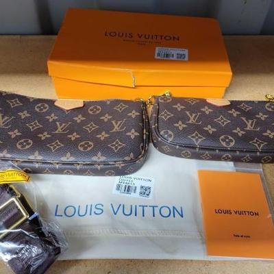 #8122 â€¢ (2) Louis Vuitton Handbags

