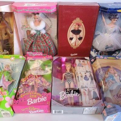 #6030 â€¢ (8) Barbie Doll Collection
