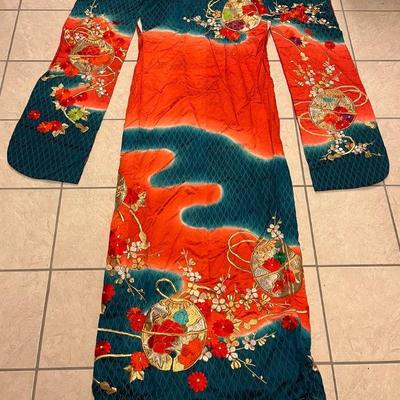 PCG050 Japanese Embroidered Kimono 