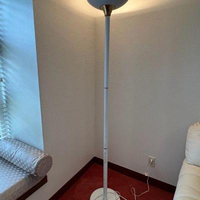 FTM008- Dimmable White Floor Lamp