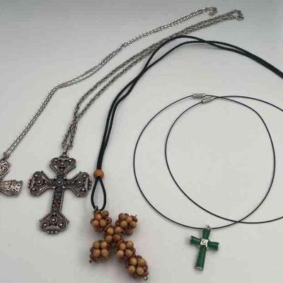 FTM115-5ea Necklaces With Unique Cross Pendants