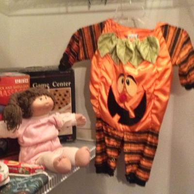 Cabbage patch, pumpkin costume