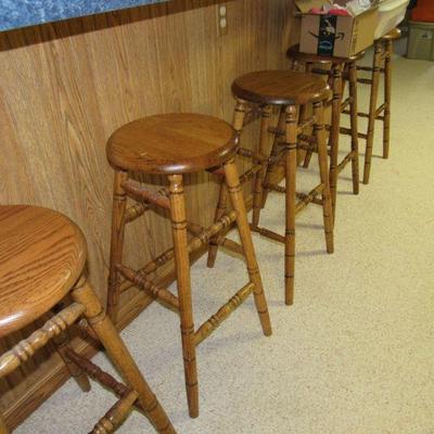 5 Matching stools