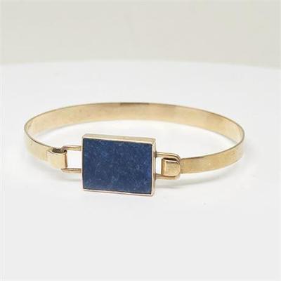 Lot 008  
Lapis Lazuli Gold Bangle Bracelet