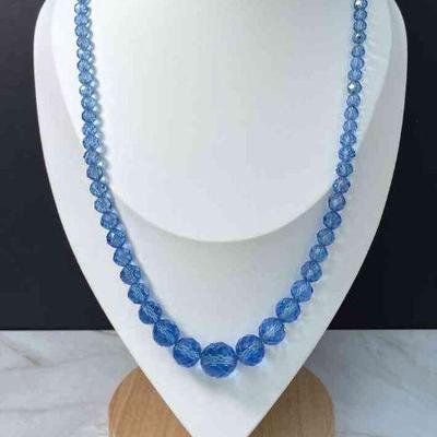 Vintage Periwinkle Blue Faceted Glass Bead Necklace
