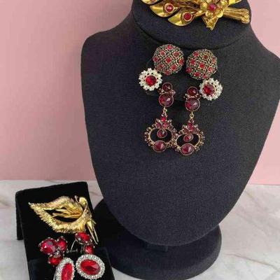 Vintage And Newer * Reds Clip On Earrings * Gold Tone Brooches * Sparkly Shoe Clips Perhaps
