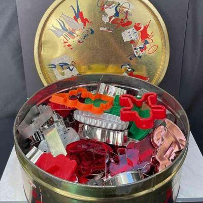 Vintage Large Tin Full Of Cookie Cutters
