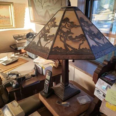 Arts & Crafts lamp