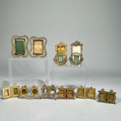 (14PC) PAIRS OF PORTRAIT FRAMES | Pairs of brass portrait frame and double portrait frames