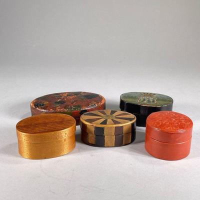 DECORATIVE JEWELRY & SNUFF BOXES | Including; hand painted nesting box set, leather bouncy jewelry boxes, and more