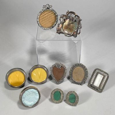 (10PC) MINIATURE SILVER PICTURE FRAMES | dia. 3 in (Largest)