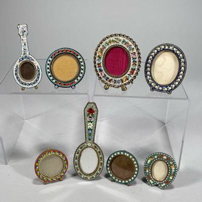 (8PC) DECORATIVE MINIATURE PICTURE FRAMES/MIRRORS | dia. 4.5 in (Largest.)