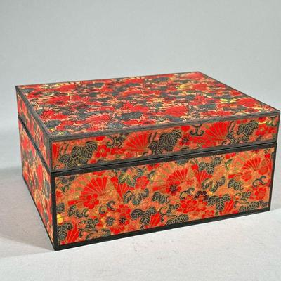 FLORAL JEWELRY BOX | Having felt lined interior with removable top tray decorated with red floral and fans.