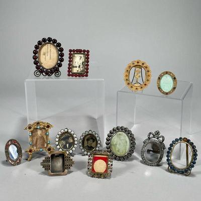 (13PC) PORTRAIT FRAMES WITH SEMI-PRECIOUS STONES | Small portrait frames in various design with various semi-precious stones in border