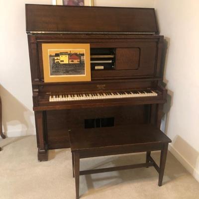 Beautiful player piano and we have lots of music rolls also 