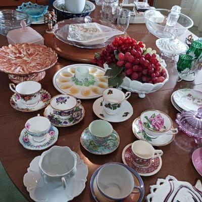 Teacups, glassware