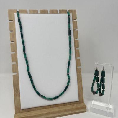 Vintage Green Rectangular Beads Necklace & Earrings