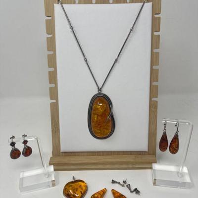 Amber Jewelry in Silver