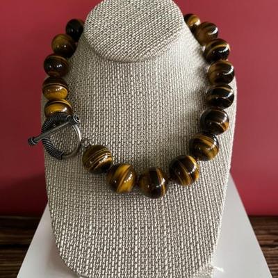 Large tigerâ€™s eye beaded necklace with silver clasp