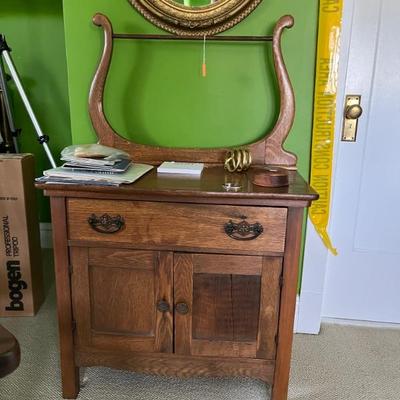 antique oak wash stand and chest
