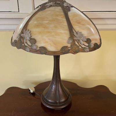Handel slag glass lamp with water lily overlay and original base, Art Nouveau, late 19th/early 20th century