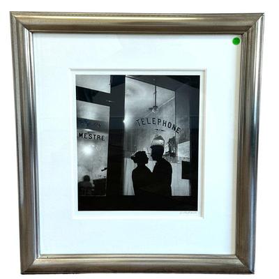 WILLY RONIS SIGNED MENILMONTANT (DEVANT CHEZ MESTRE)