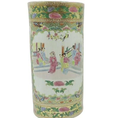 CHINESE PORCELAIN ROSE MEDALLION UMBRELLA STAND