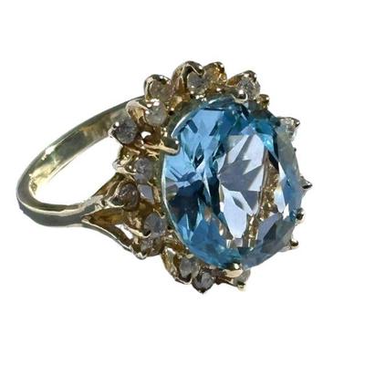 LADIES 14k BLUE TOPAZ AND DIAMOND RING SIZE 7 1/4