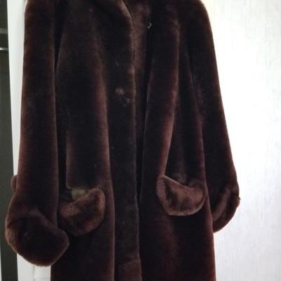 Fur coat D.Moses & Co label